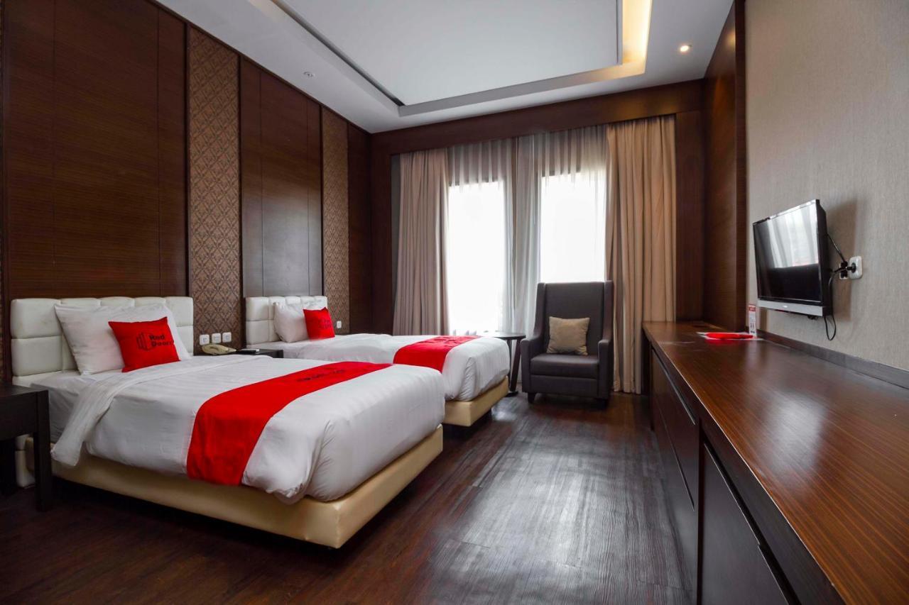 Reddoorz Premium @ Ciumbuleuit Atas Hotel Bandung Eksteriør billede