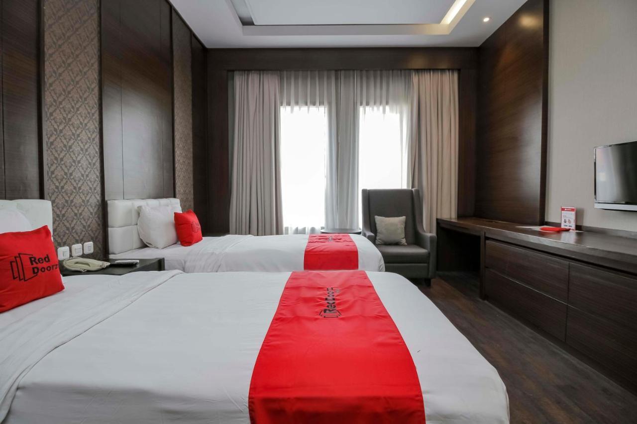 Reddoorz Premium @ Ciumbuleuit Atas Hotel Bandung Eksteriør billede